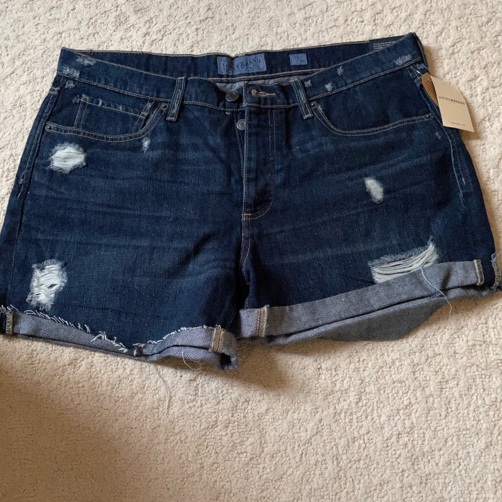 Lucky Brand Women's Shorts~The Boyfriend Short~Dark Denim Ripped~Size 10/30~New